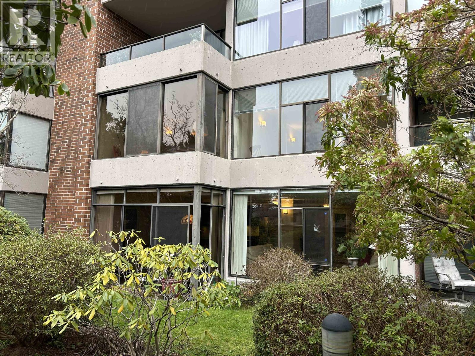 112 4101 Yew Street, Vancouver, British Columbia  V6L 3B7 - Photo 1 - R3091796