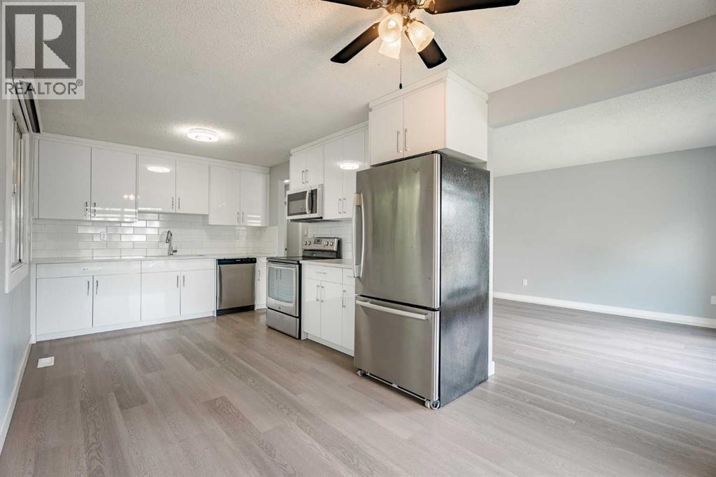 424 Sabrina Road Sw, Calgary, Alberta  t2w 1p9 - Photo 11 - A2282689