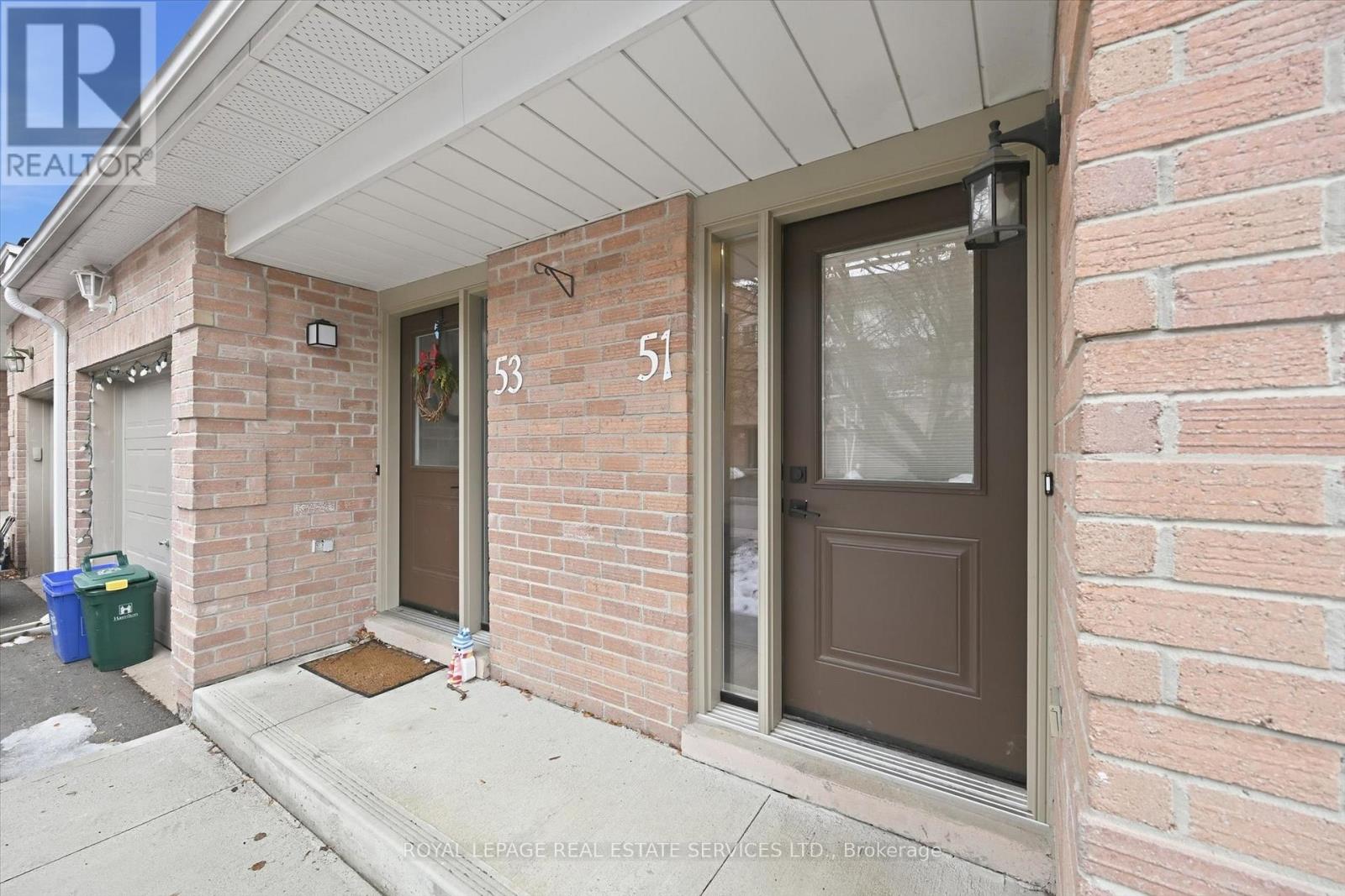 51 - 26 Moss Boulevard, Hamilton, Ontario  L9H 6W8 - Photo 4 - X12815390