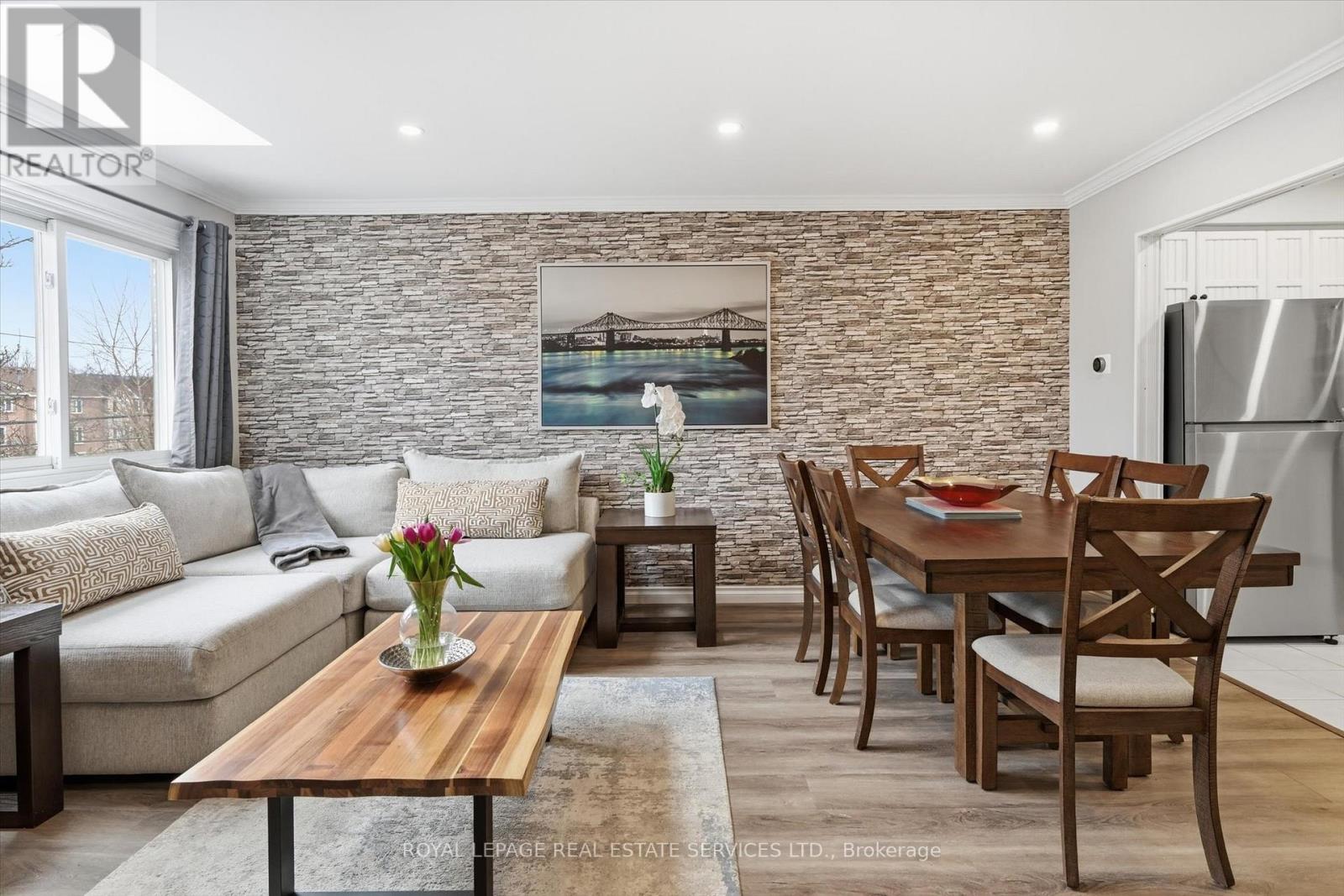 51 - 26 Moss Boulevard, Hamilton, Ontario  L9H 6W8 - Photo 9 - X12815390