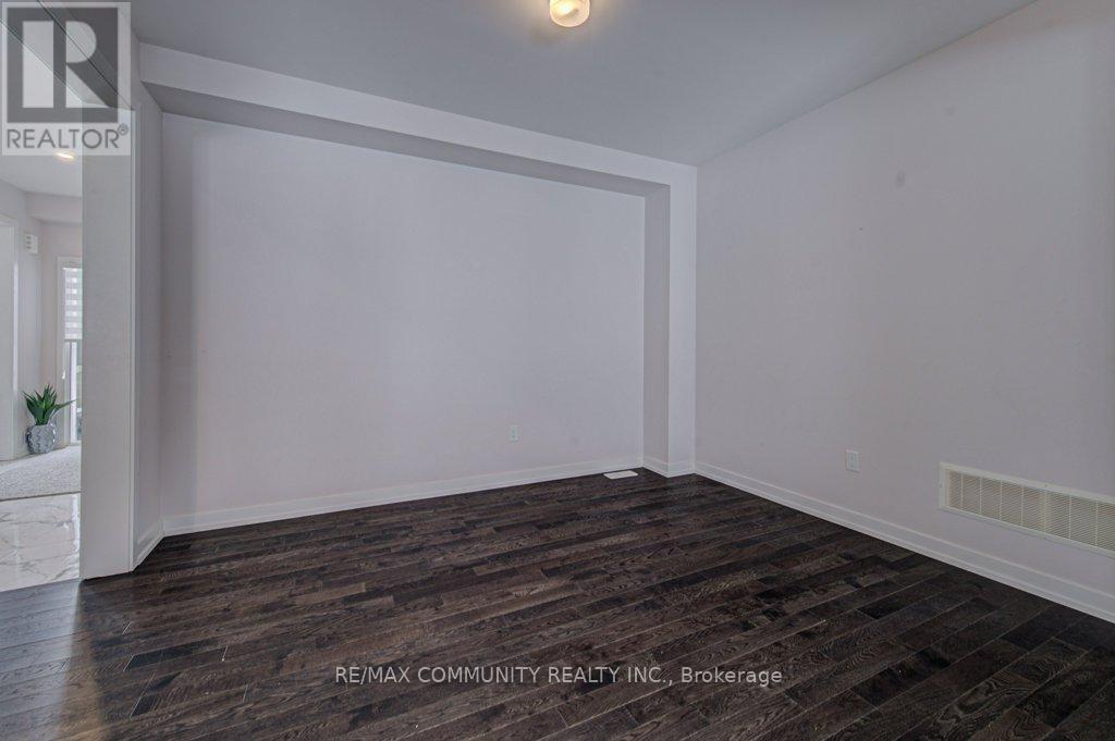 55 Tulip Crescent, Norfolk (Simcoe), Ontario  N3Y 0G9 - Photo 11 - X12815402