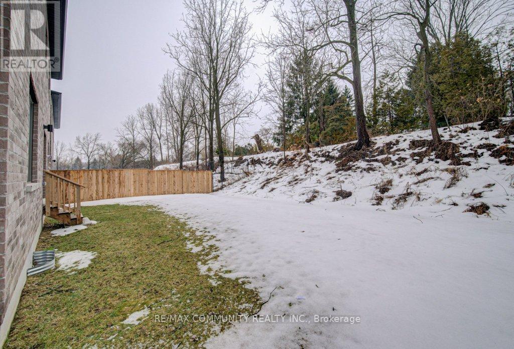 55 Tulip Crescent, Norfolk (Simcoe), Ontario  N3Y 0G9 - Photo 46 - X12815402