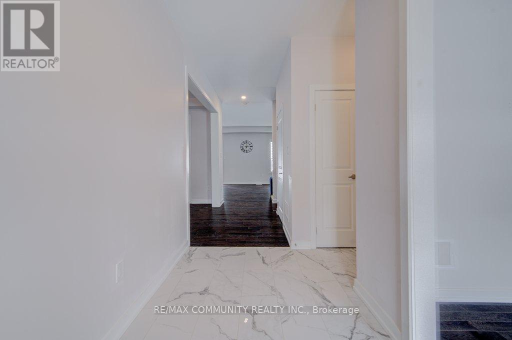 55 Tulip Crescent, Norfolk (Simcoe), Ontario  N3Y 0G9 - Photo 6 - X12815402