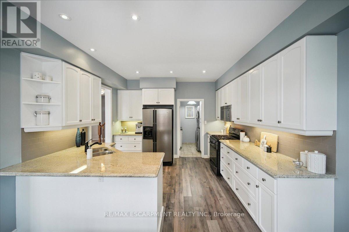 105 Oakhaven Place, Hamilton, Ontario  L9K 0B6 - Photo 19 - X12815486