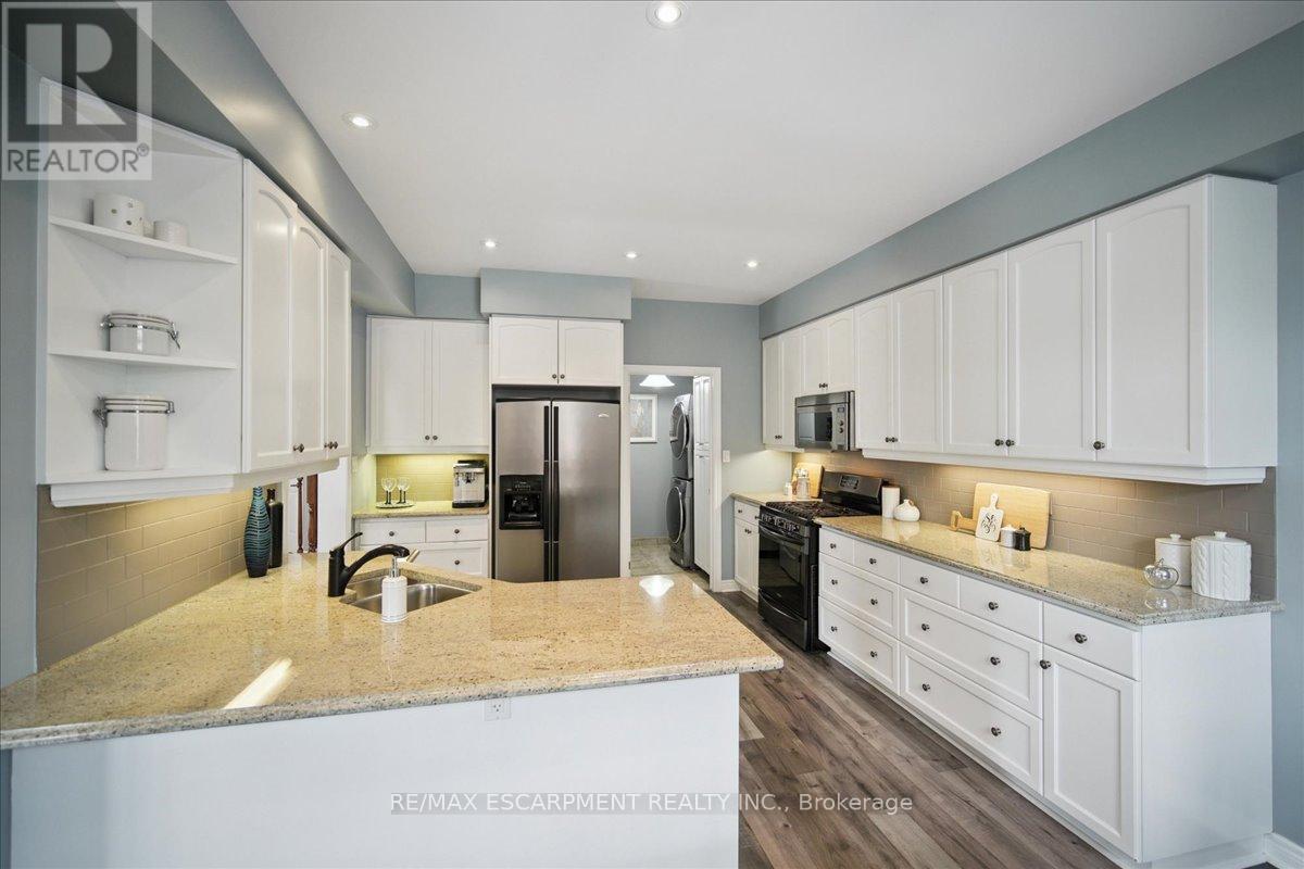 105 Oakhaven Place, Hamilton, Ontario  L9K 0B6 - Photo 20 - X12815486