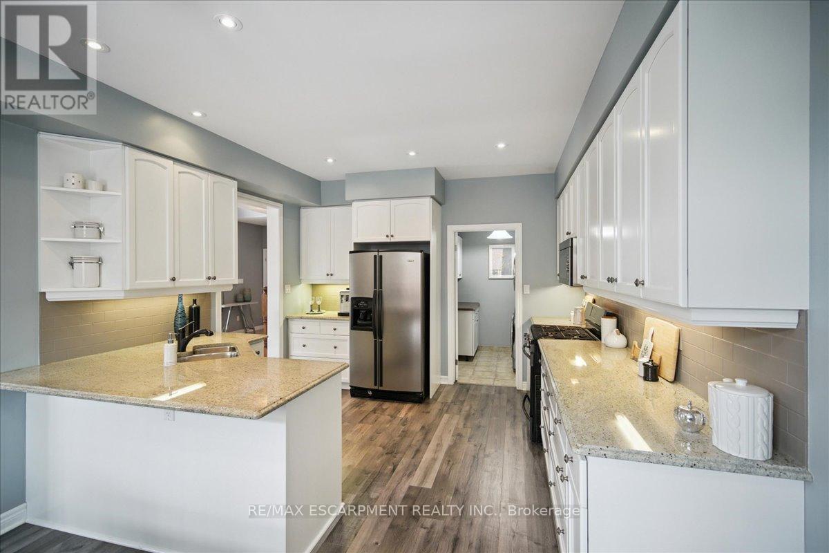 105 Oakhaven Place, Hamilton, Ontario  L9K 0B6 - Photo 21 - X12815486