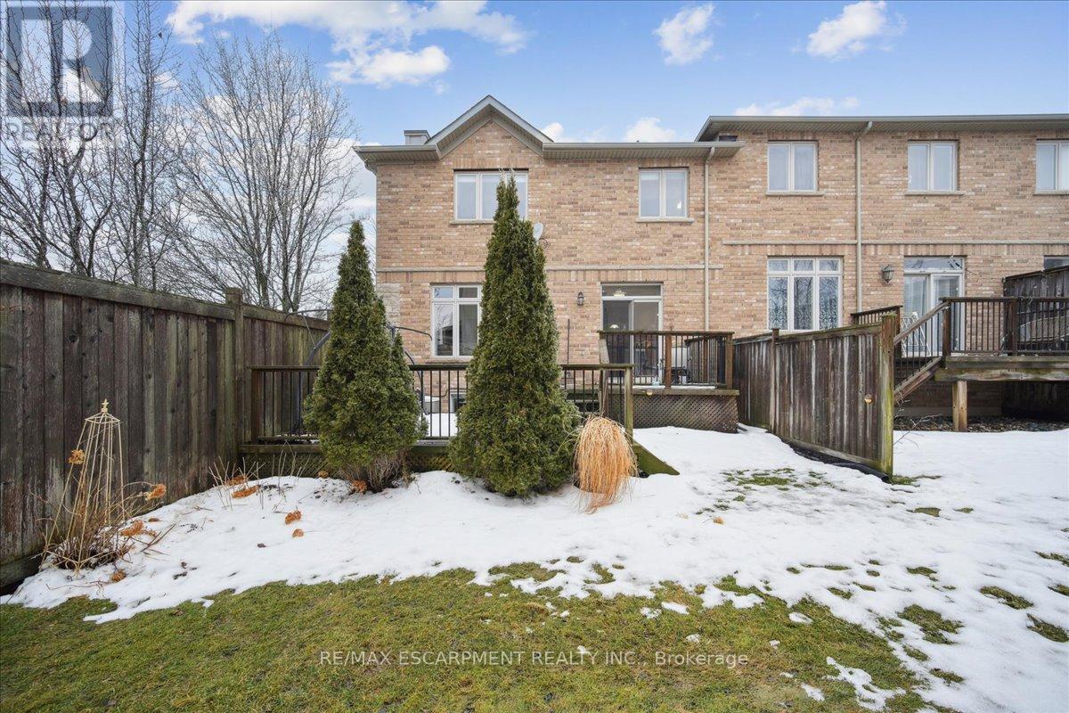 105 Oakhaven Place, Hamilton, Ontario  L9K 0B6 - Photo 43 - X12815486