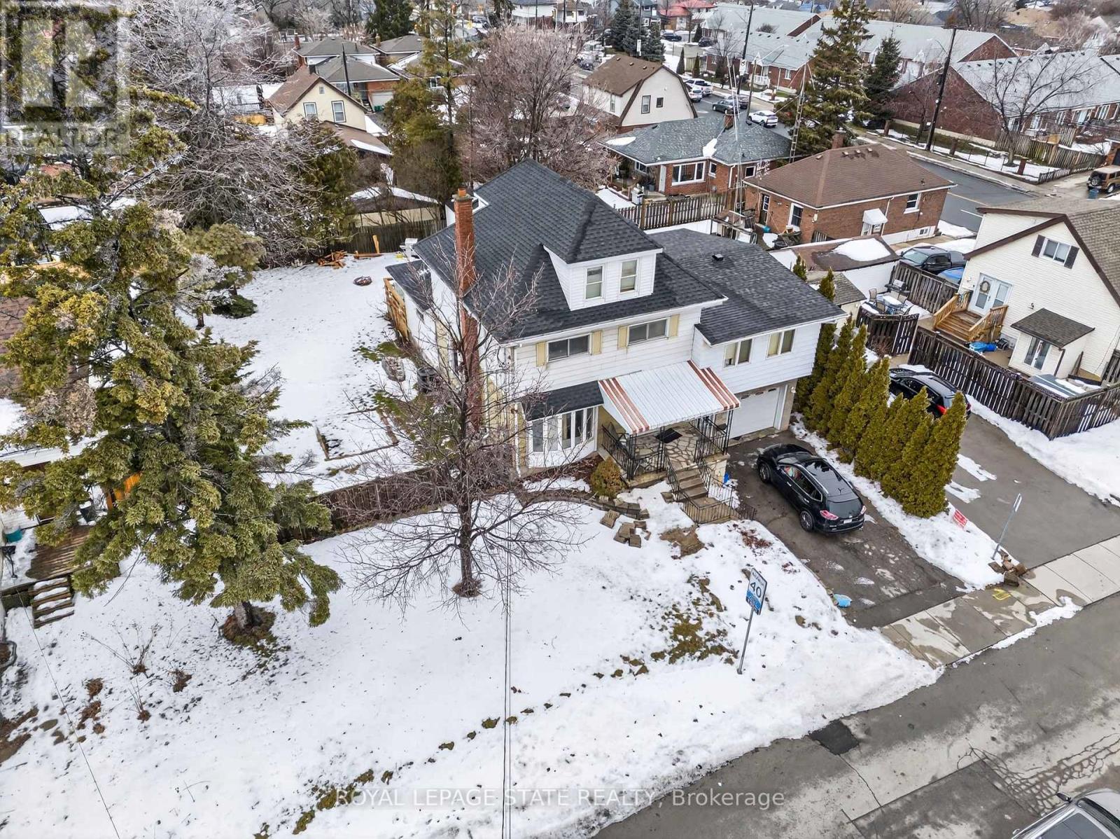 312 East 12th Street, Hamilton (Hill Park), Ontario  L9A 3Y1 - Photo 4 - X12815502