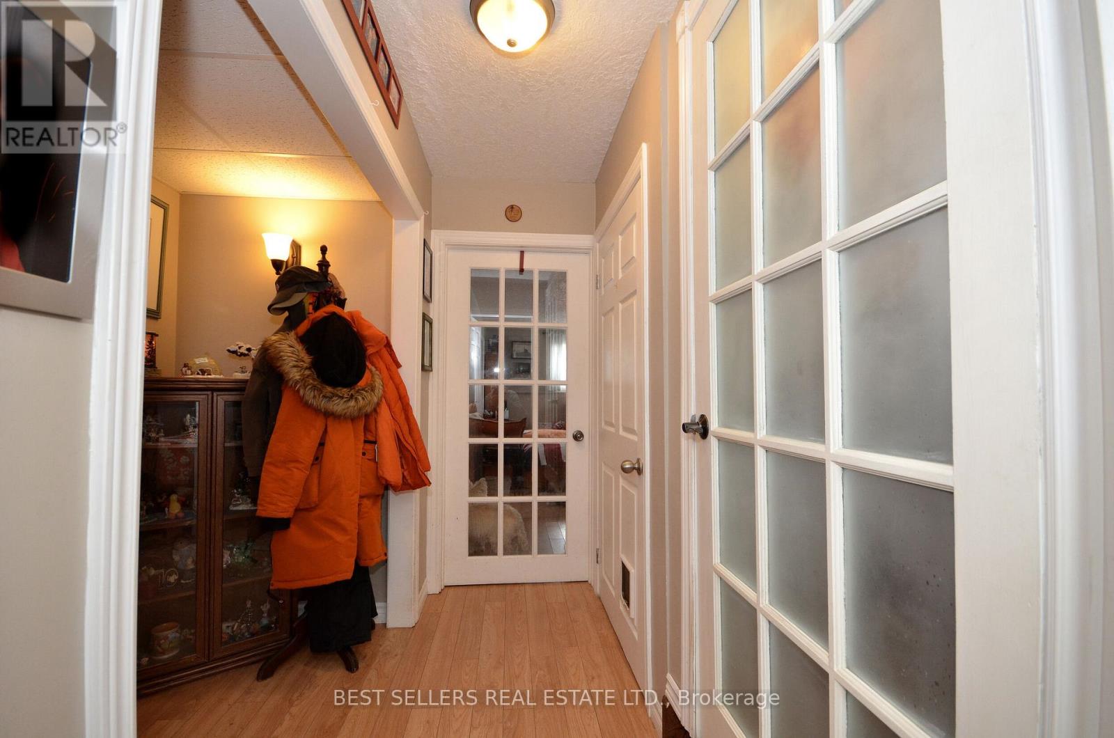 160 Elora Street W, Mapleton, Ontario  N0G 2K0 - Photo 19 - X12815544