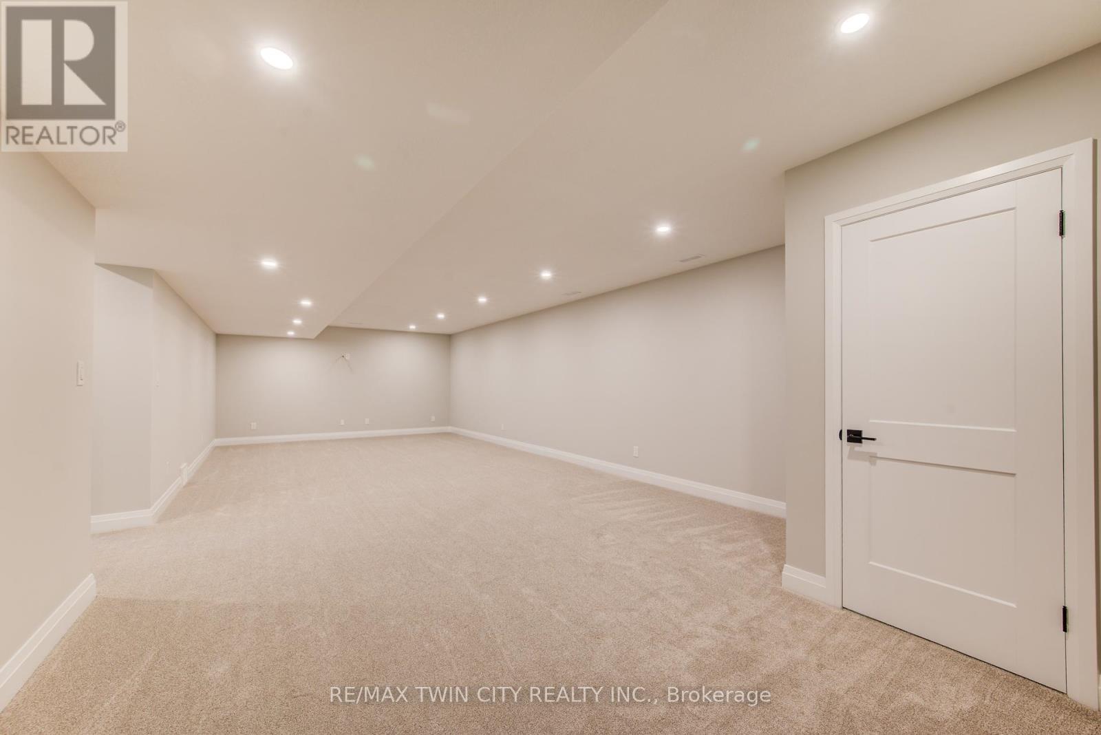 Lot 7 South Parkwood Boulevard, Woolwich, Ontario  N3B 0E6 - Photo 28 - X12815560