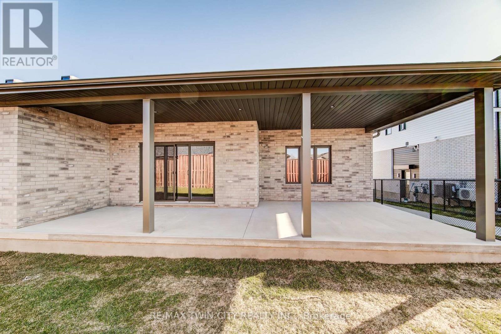 Lot 7 South Parkwood Boulevard, Woolwich, Ontario  N3B 0E6 - Photo 40 - X12815560