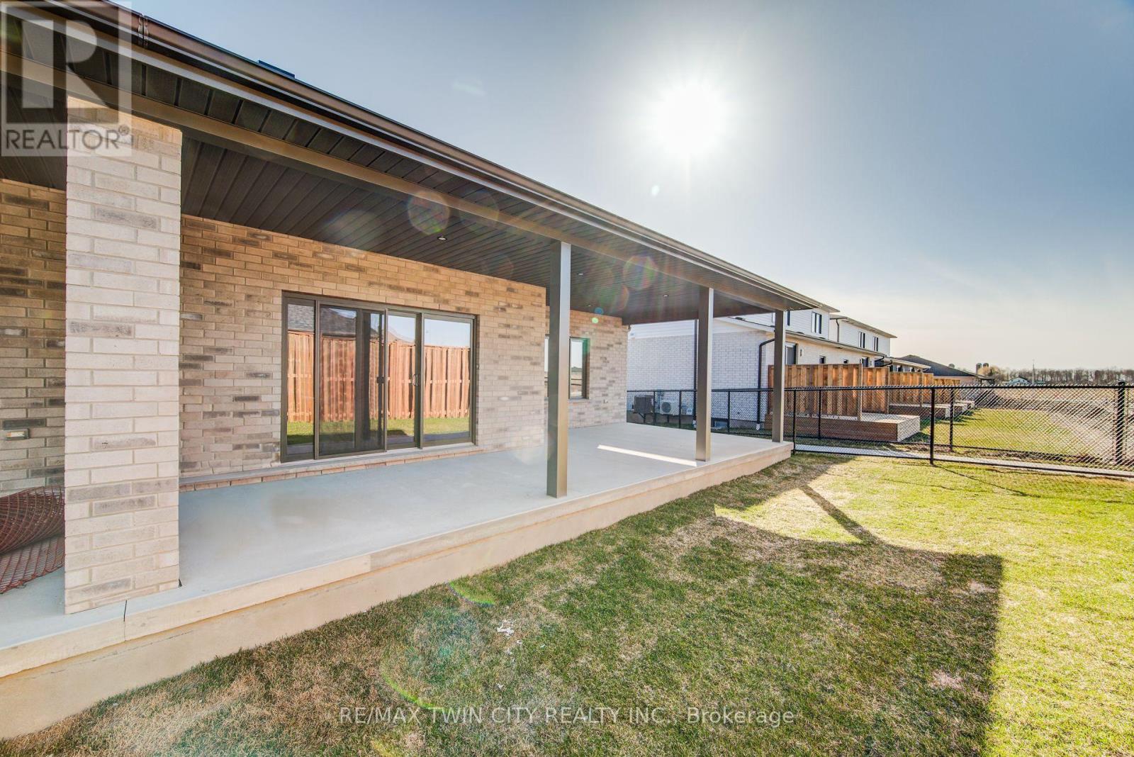 Lot 7 South Parkwood Boulevard, Woolwich, Ontario  N3B 0E6 - Photo 41 - X12815560