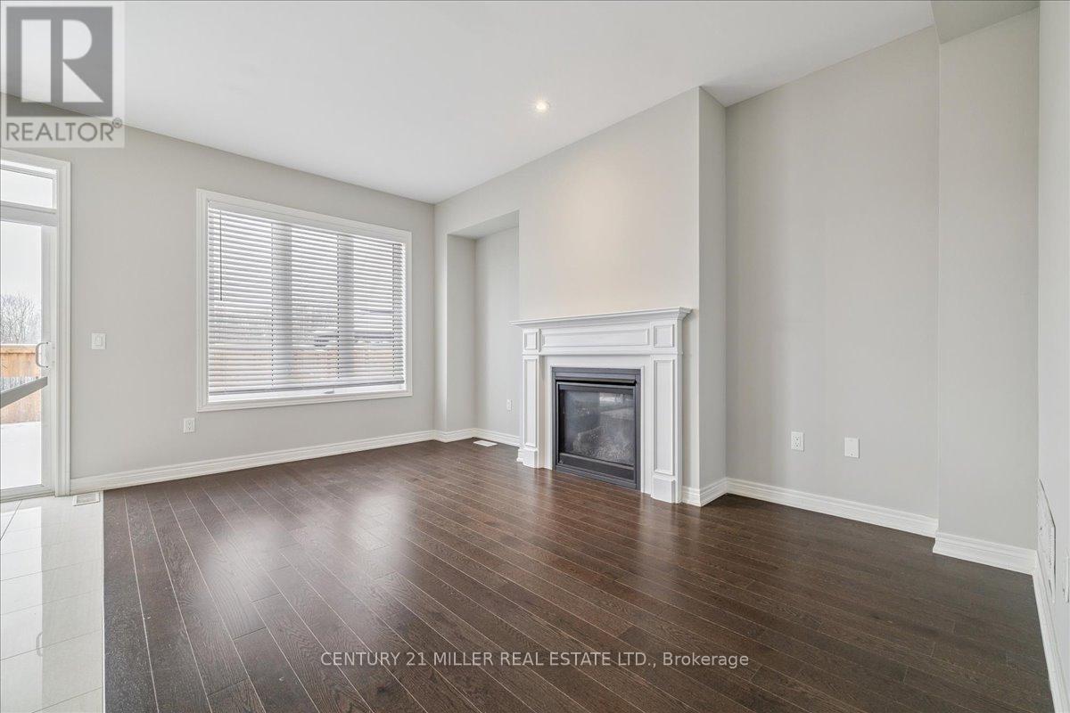 8 Cooley Grove, Hamilton, Ontario  L9K 0J7 - Photo 10 - X12815612