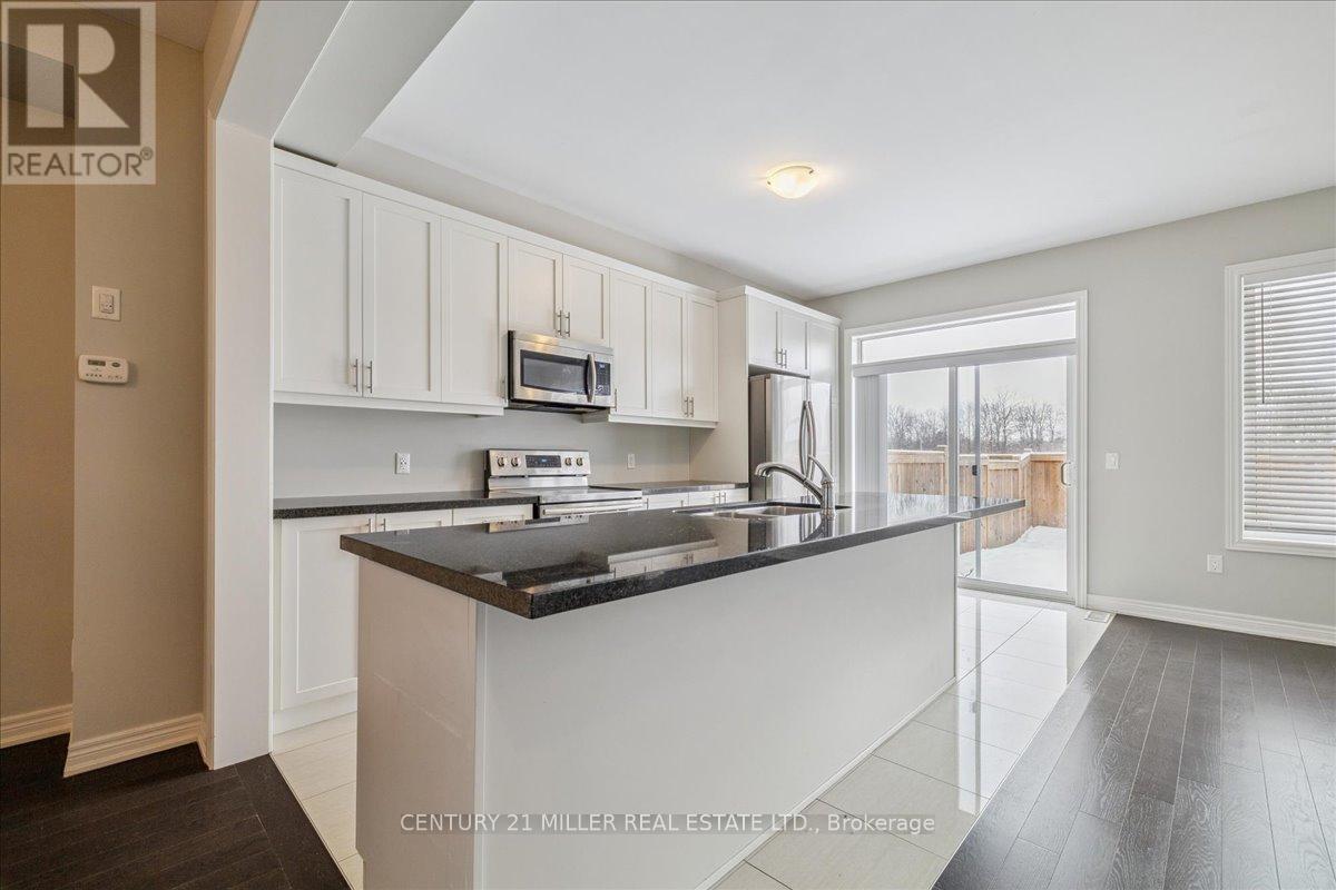 8 Cooley Grove, Hamilton, Ontario  L9K 0J7 - Photo 17 - X12815612