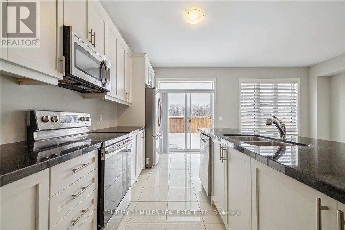 8 Cooley Grove, Hamilton, Ontario  L9K 0J7 - Photo 18 - X12815612