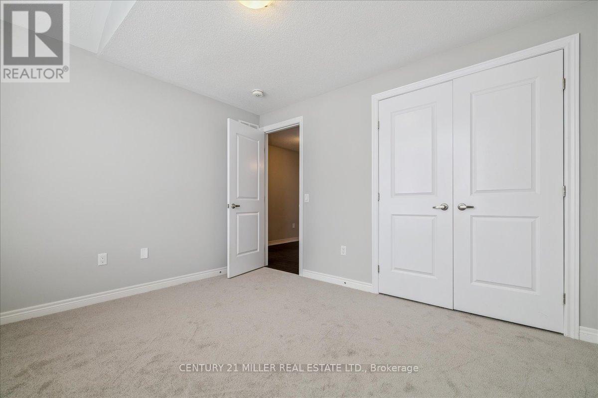 8 Cooley Grove, Hamilton, Ontario  L9K 0J7 - Photo 33 - X12815612