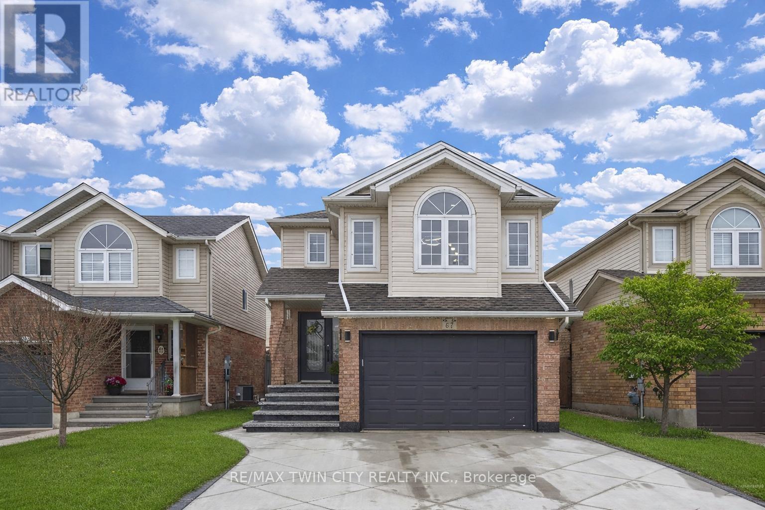 67 BRIDLEWREATH STREET, kitchener, Ontario