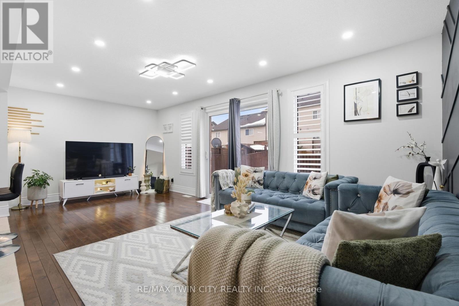 67 Bridlewreath Street, Kitchener, Ontario  N2E 3V5 - Photo 16 - X12815632