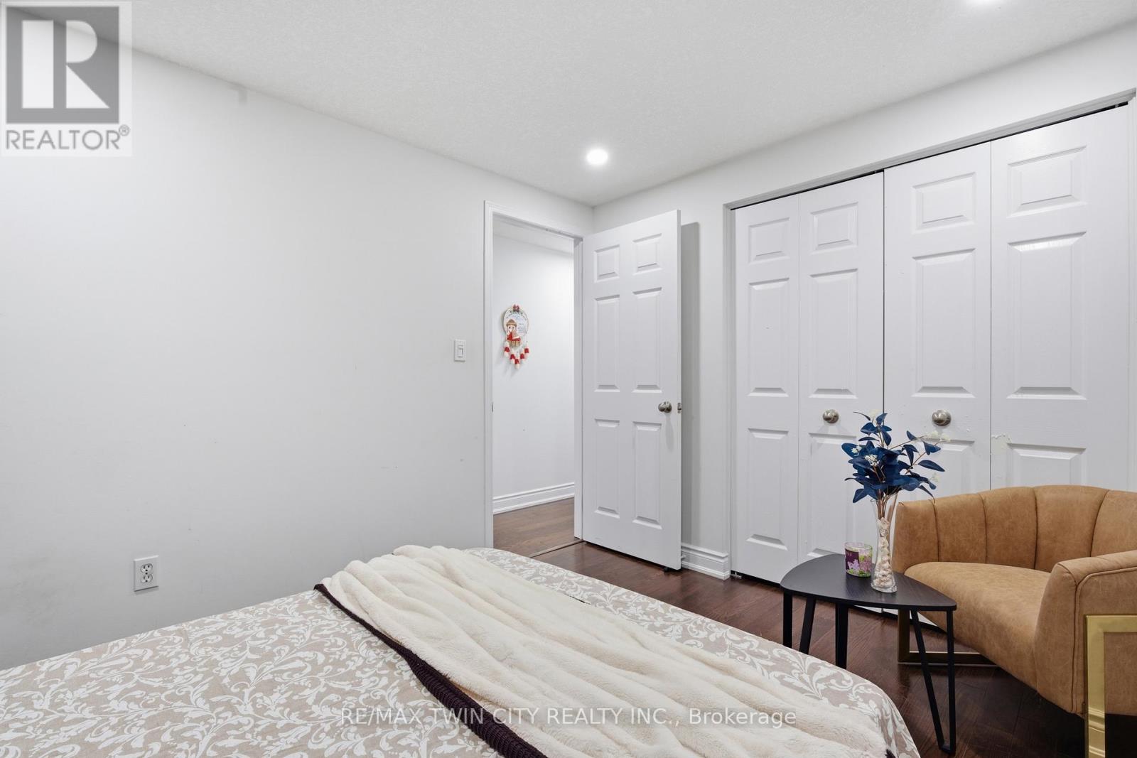 67 Bridlewreath Street, Kitchener, Ontario  N2E 3V5 - Photo 25 - X12815632