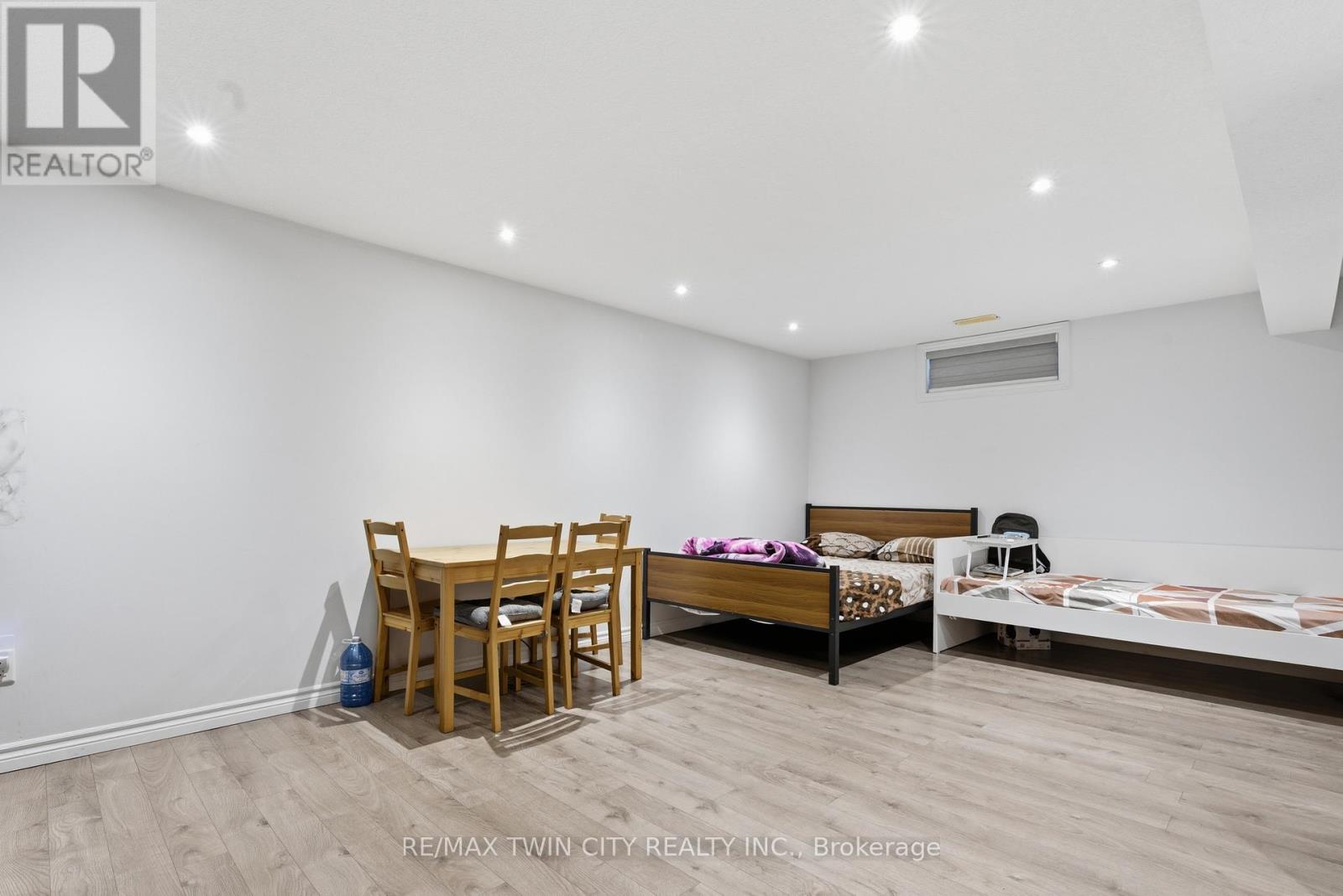 67 Bridlewreath Street, Kitchener, Ontario  N2E 3V5 - Photo 34 - X12815632