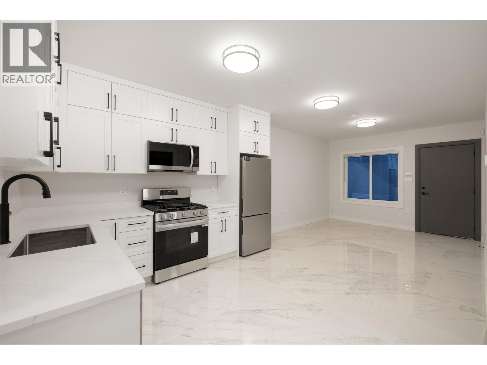 838 E 14th Street, North Vancouver, British Columbia  V7L 2P6 - Photo 34 - R3080805