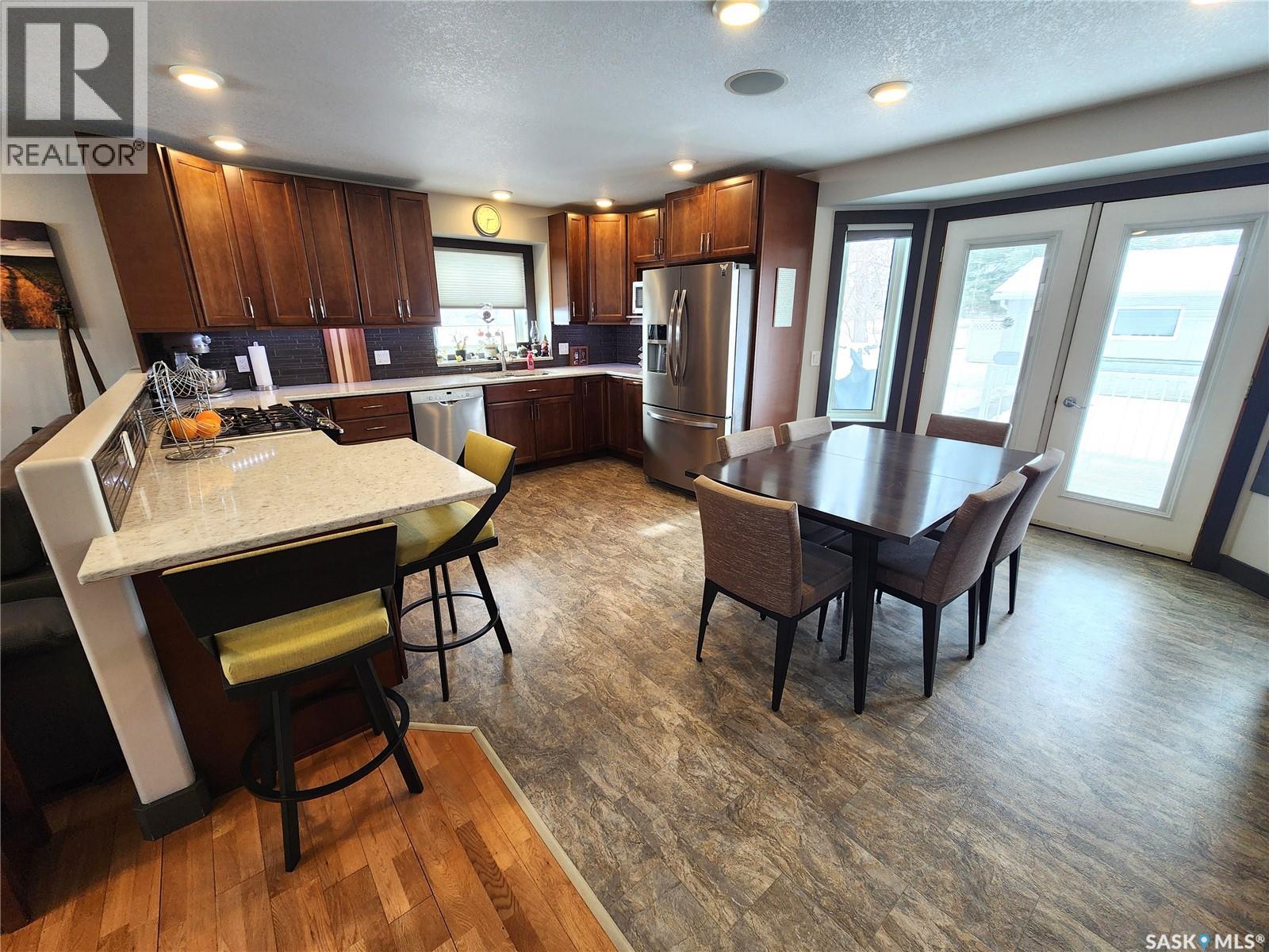 1194 Veterans Bay, Estevan, Saskatchewan  S4A 1Z8 - Photo 14 - SK029086