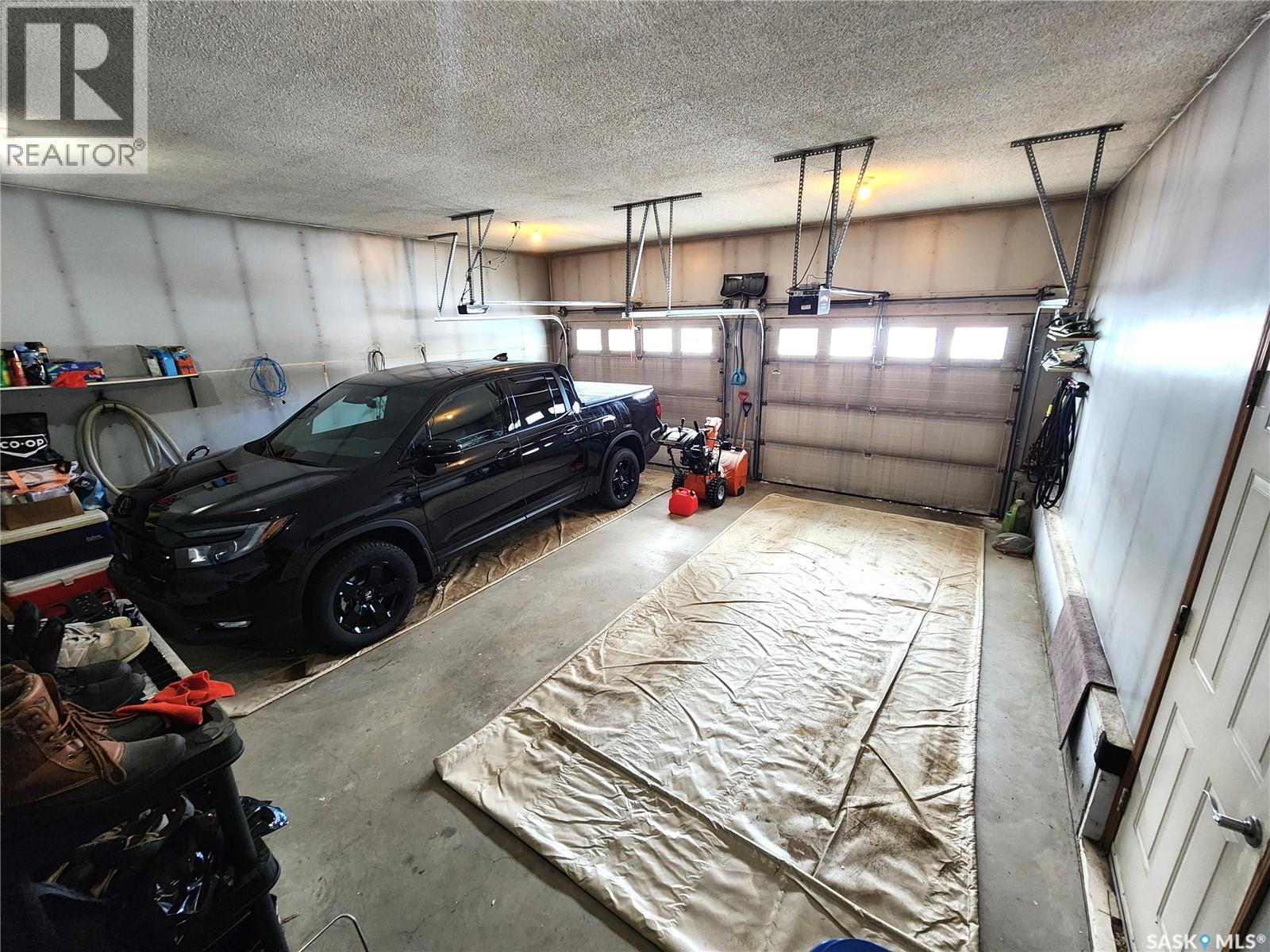 1194 Veterans Bay, Estevan, Saskatchewan  S4A 1Z8 - Photo 42 - SK029086