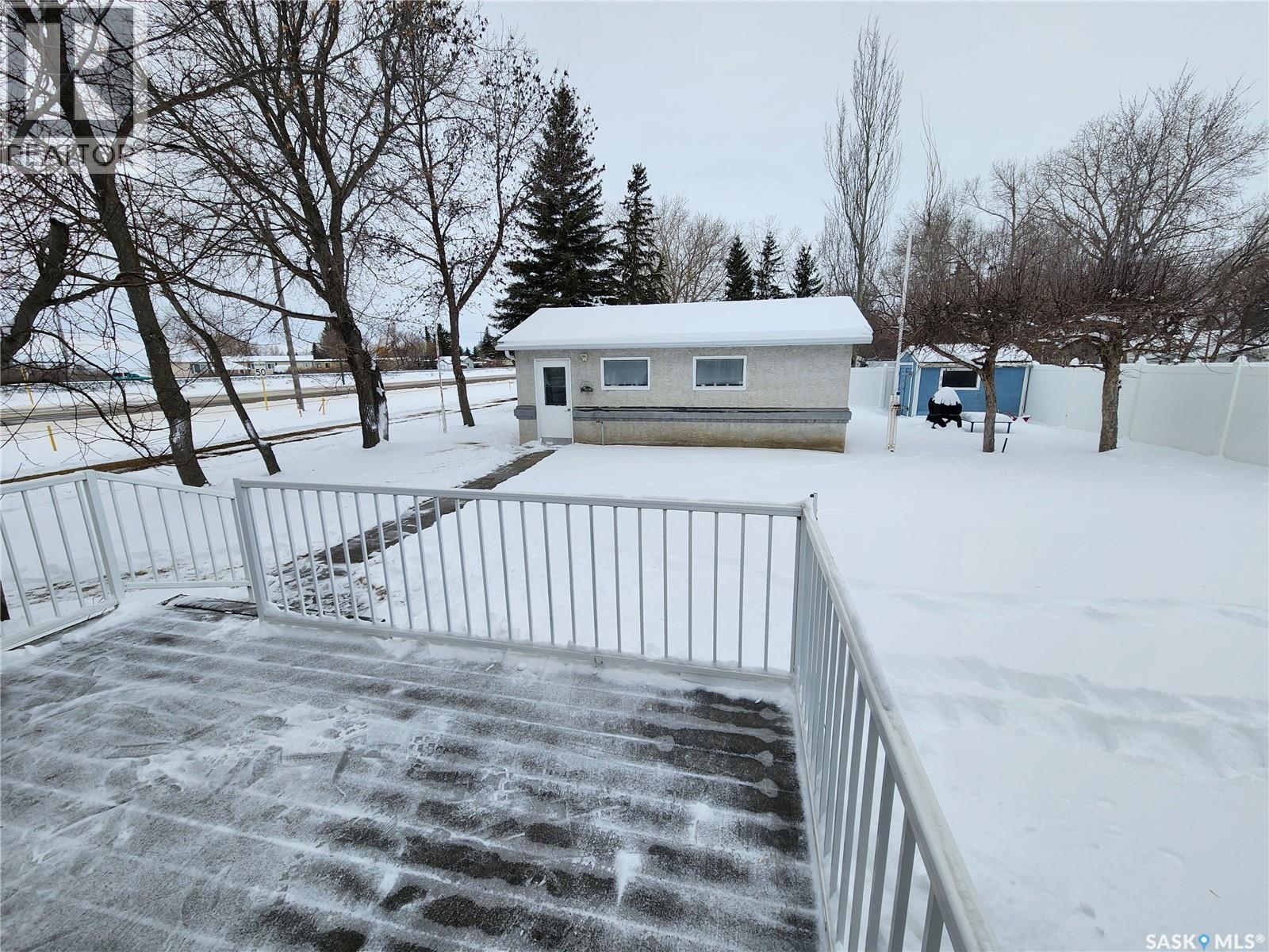 1194 Veterans Bay, Estevan, Saskatchewan  S4A 1Z8 - Photo 45 - SK029086