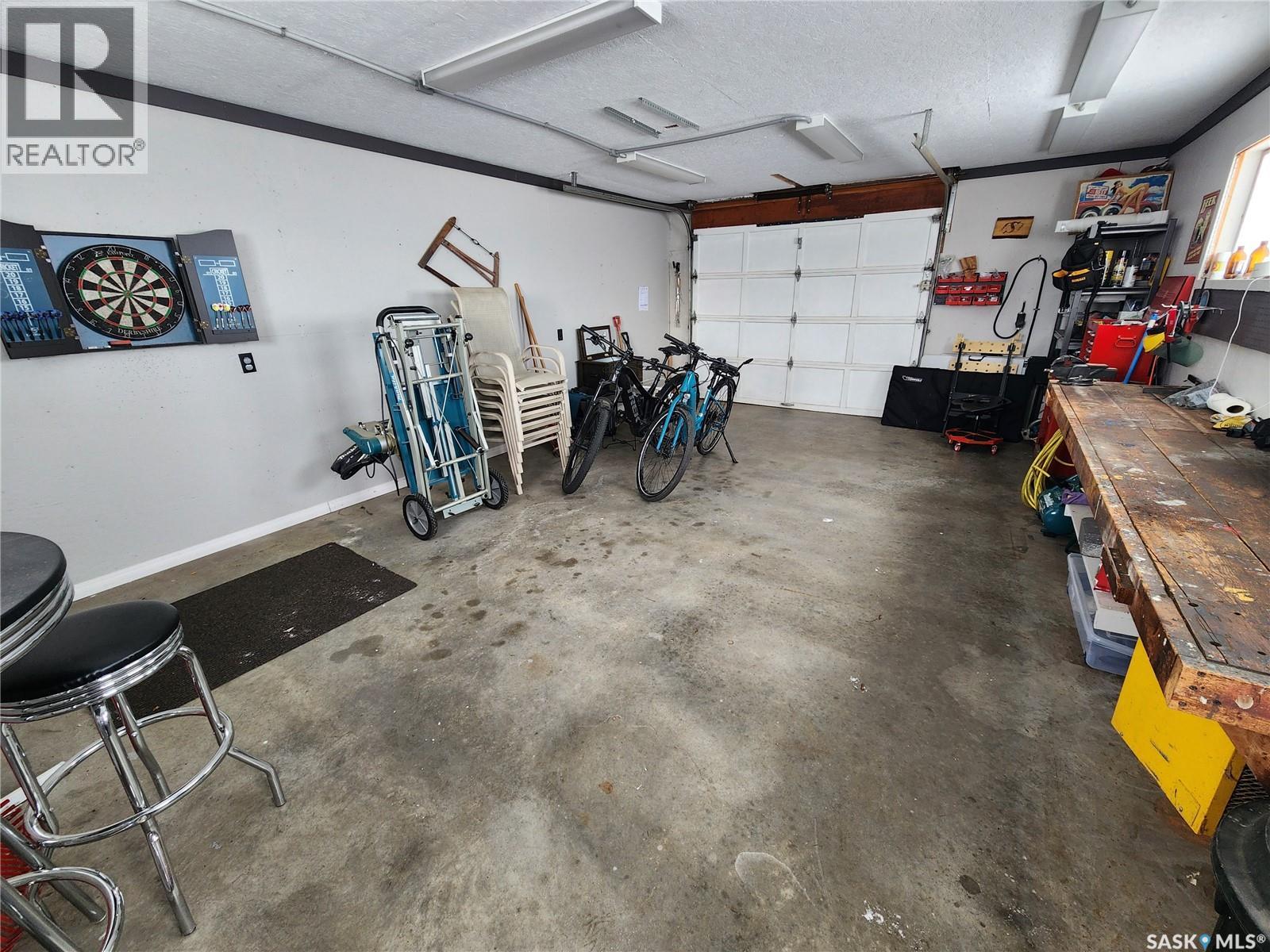 1194 Veterans Bay, Estevan, Saskatchewan  S4A 1Z8 - Photo 47 - SK029086