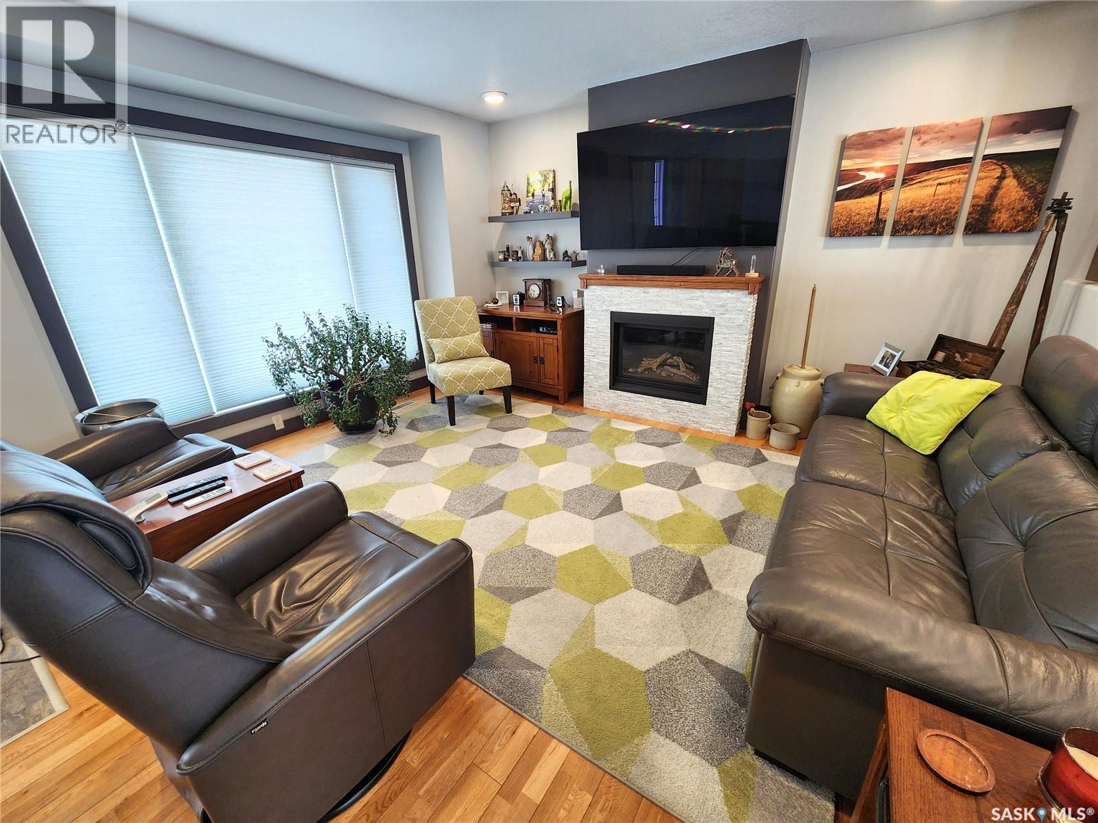 1194 Veterans Bay, Estevan, Saskatchewan  S4A 1Z8 - Photo 6 - SK029086