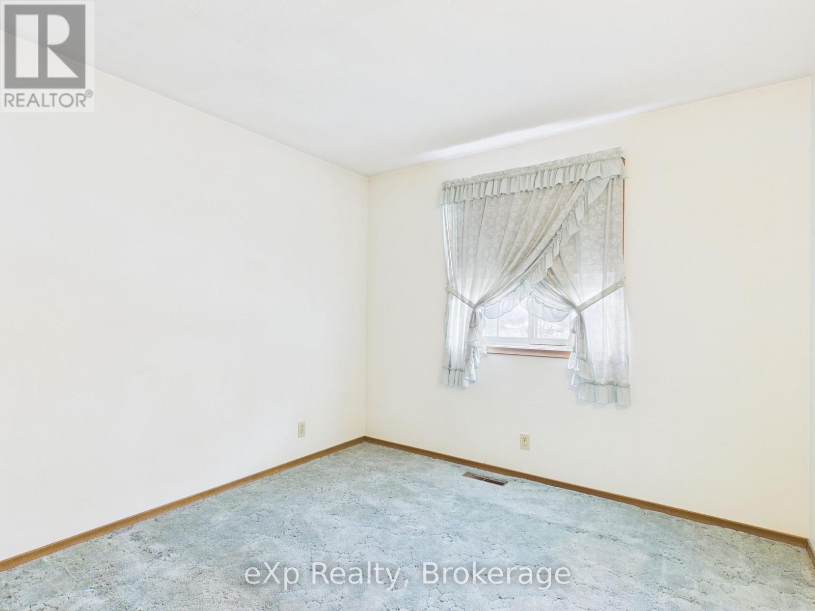 13 Ignatz Street, South Bruce, Ontario  N0G 2J0 - Photo 21 - X12814350