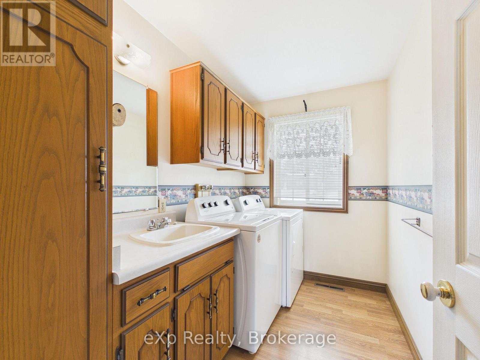 13 Ignatz Street, South Bruce, Ontario  N0G 2J0 - Photo 17 - X12814350