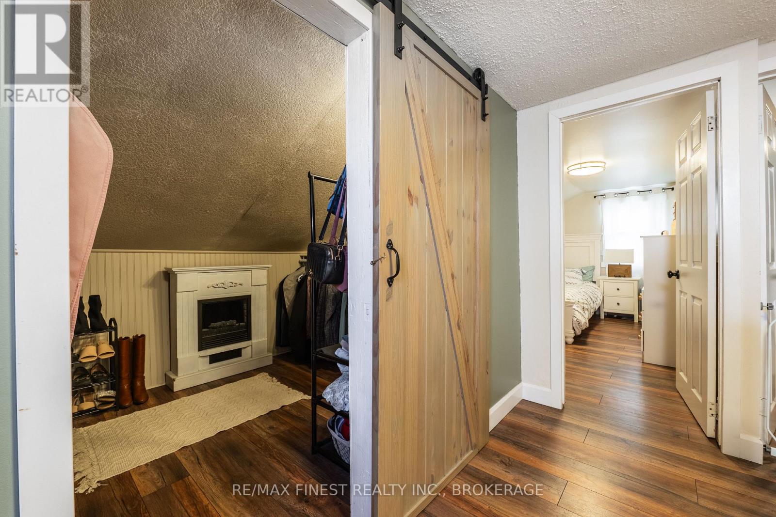 757 Victoria Street, Kingston (East Of Sir John A. Blvd), Ontario  K7K 4S9 - Photo 34 - X12815432