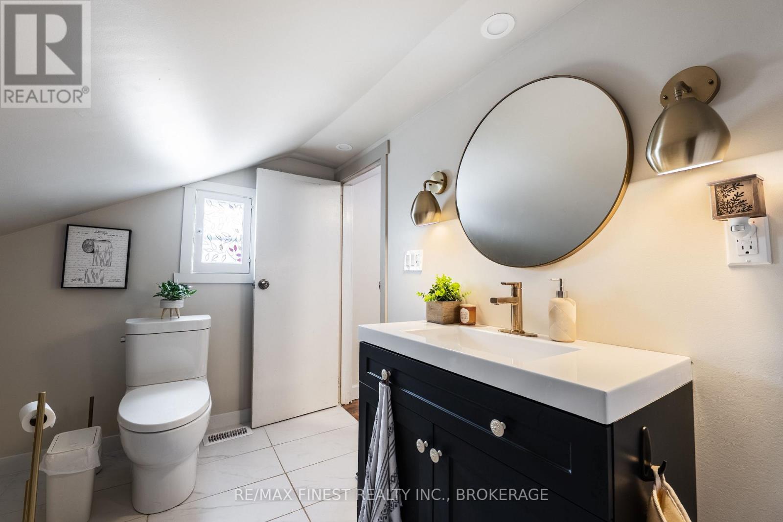 757 Victoria Street, Kingston (East Of Sir John A. Blvd), Ontario  K7K 4S9 - Photo 31 - X12815432