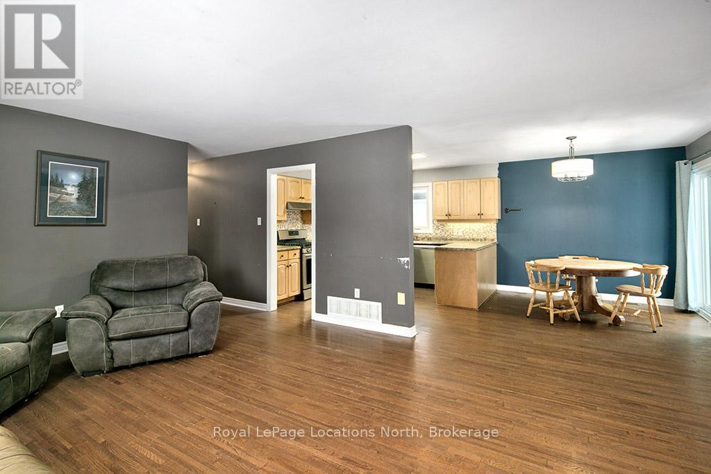 3 Shirley Court, Blue Mountains, Ontario  N0H 2P0 - Photo 16 - X12815700