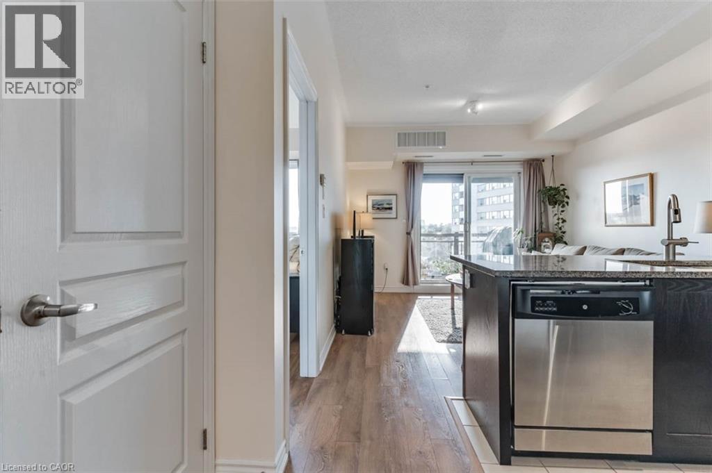 570 Lolita Gardens Unit# 402, Mississauga, Ontario  L5A 0A1 - Photo 7 - 40798430