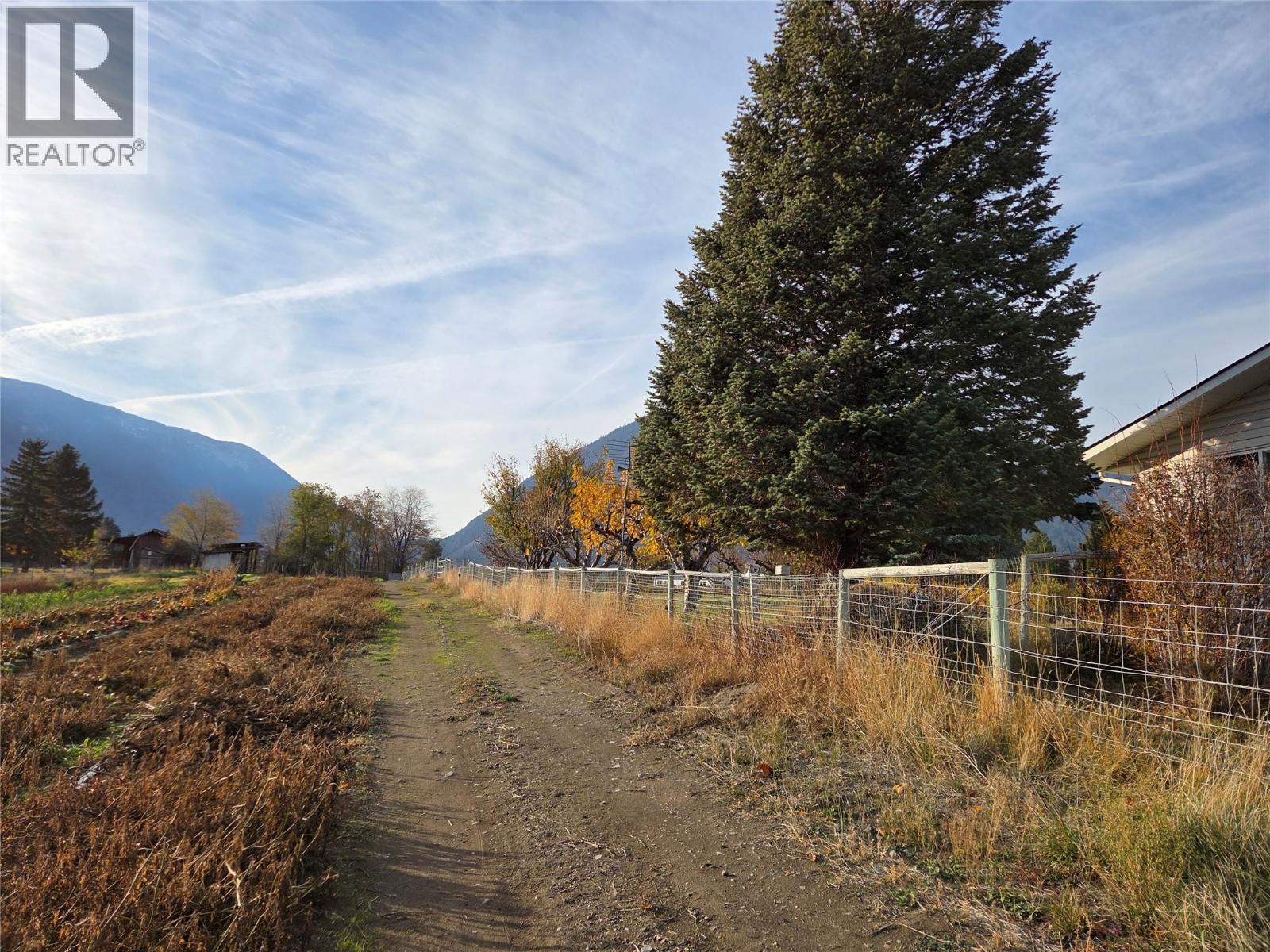 634 Morrison Drive, Keremeos, British Columbia  V0X 1N5 - Photo 15 - 10369147