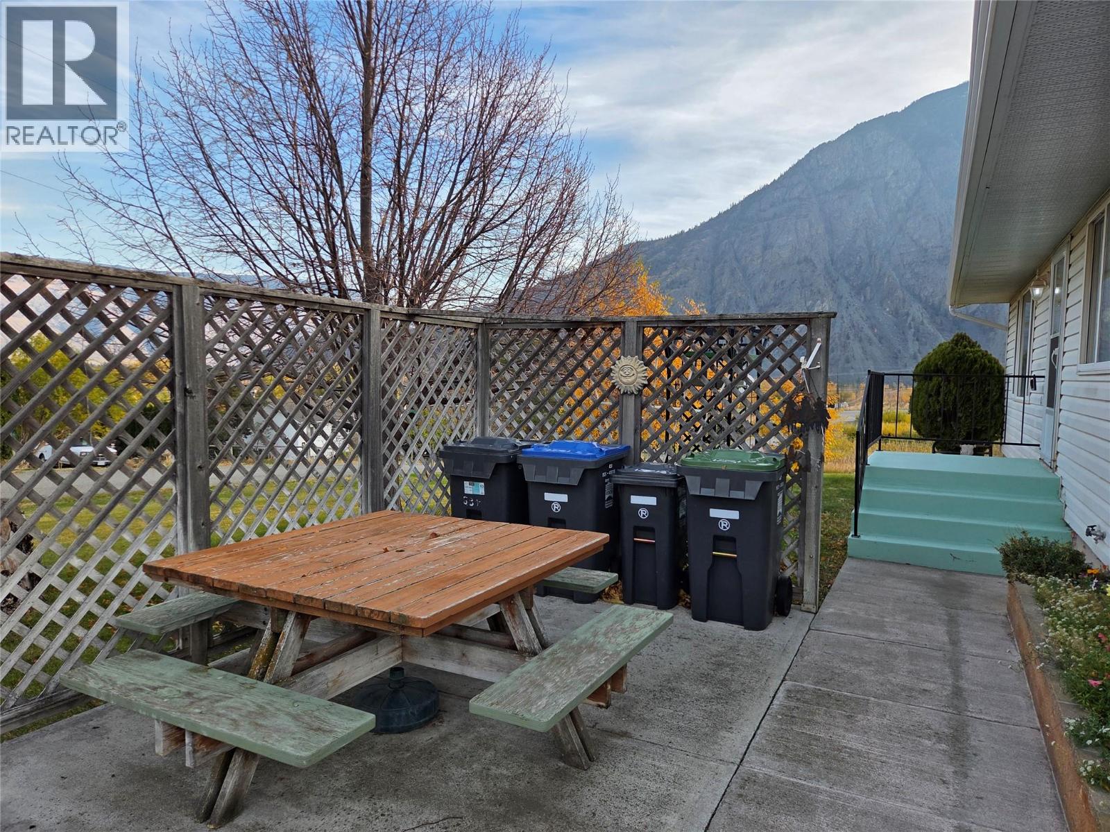 634 Morrison Drive, Keremeos, British Columbia  V0X 1N5 - Photo 12 - 10369147
