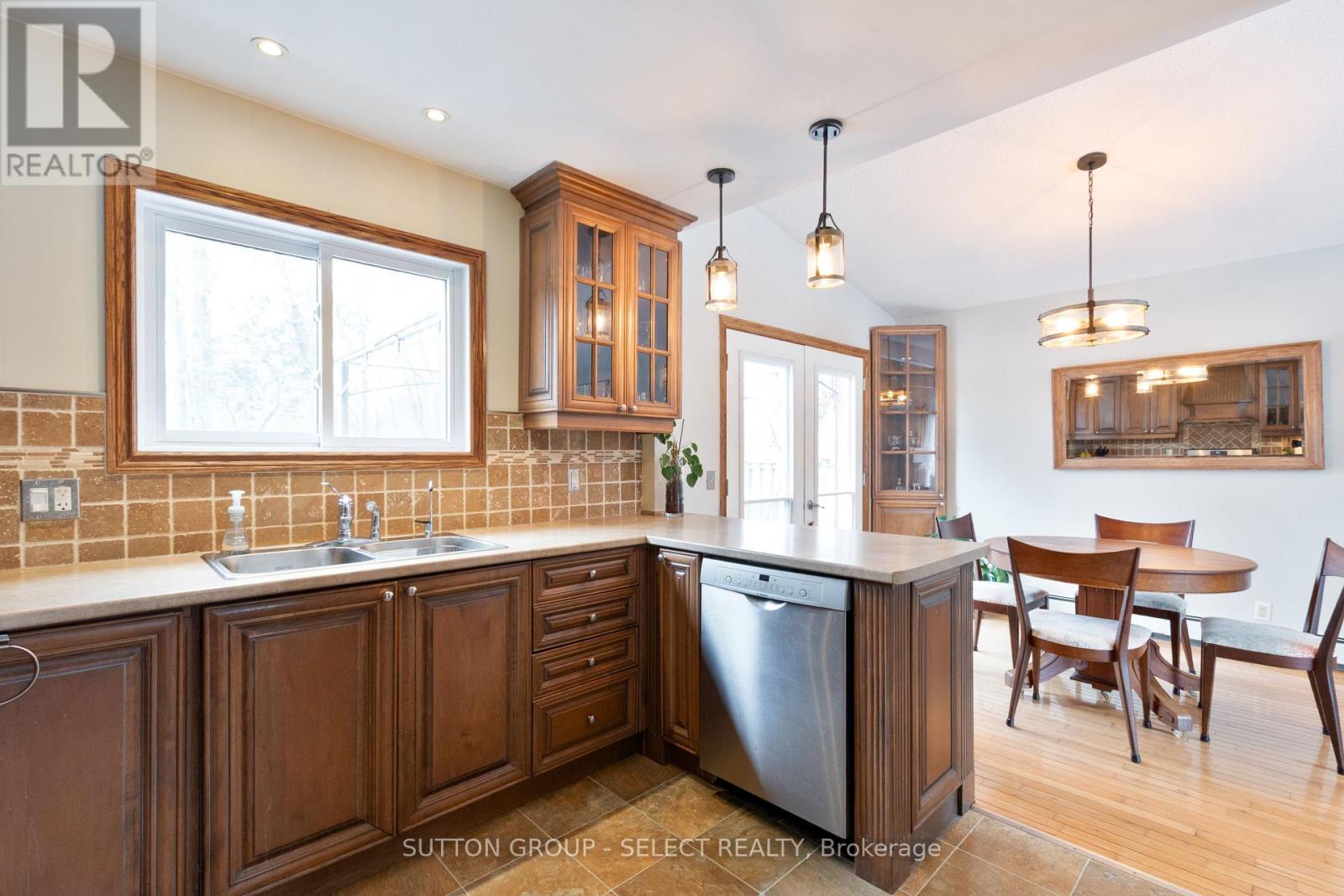 486 Cypress Avenue, London North, Ontario  N6H 3R3 - Photo 16 - X12815706