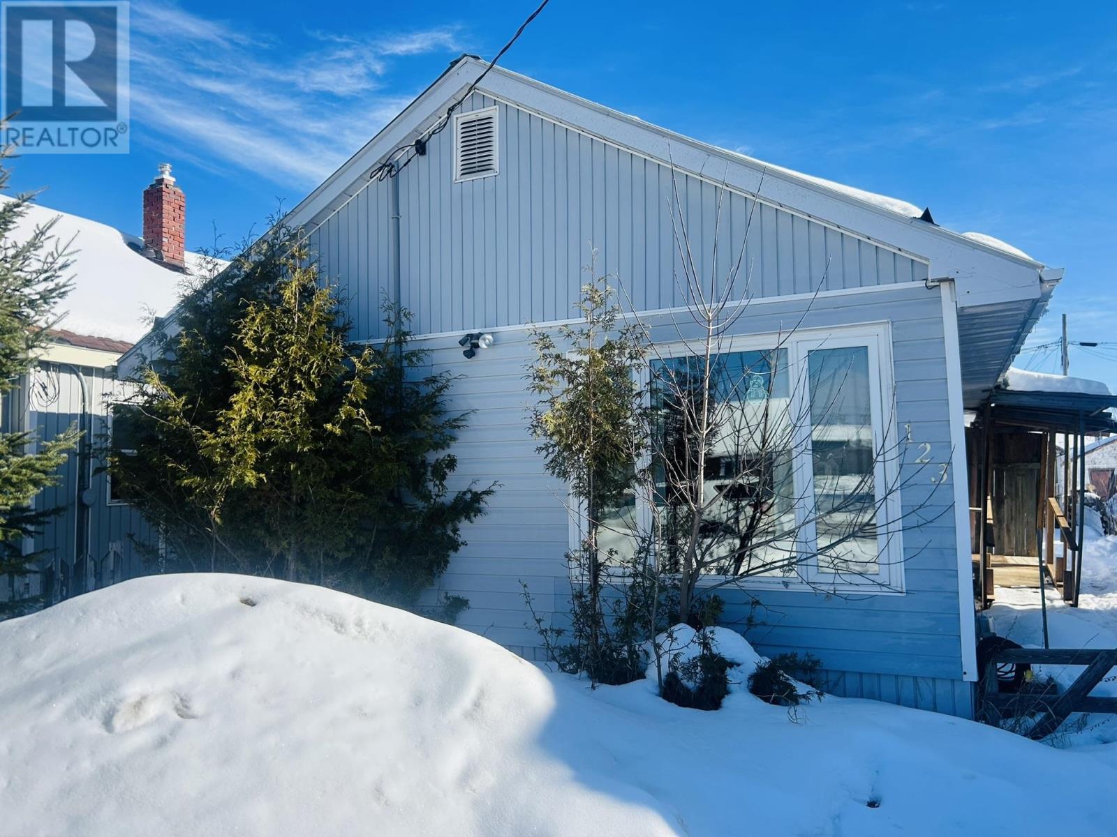 123 Burns ST, Atikokan, Ontario