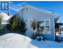 123 Burns ST, Atikokan, Ontario