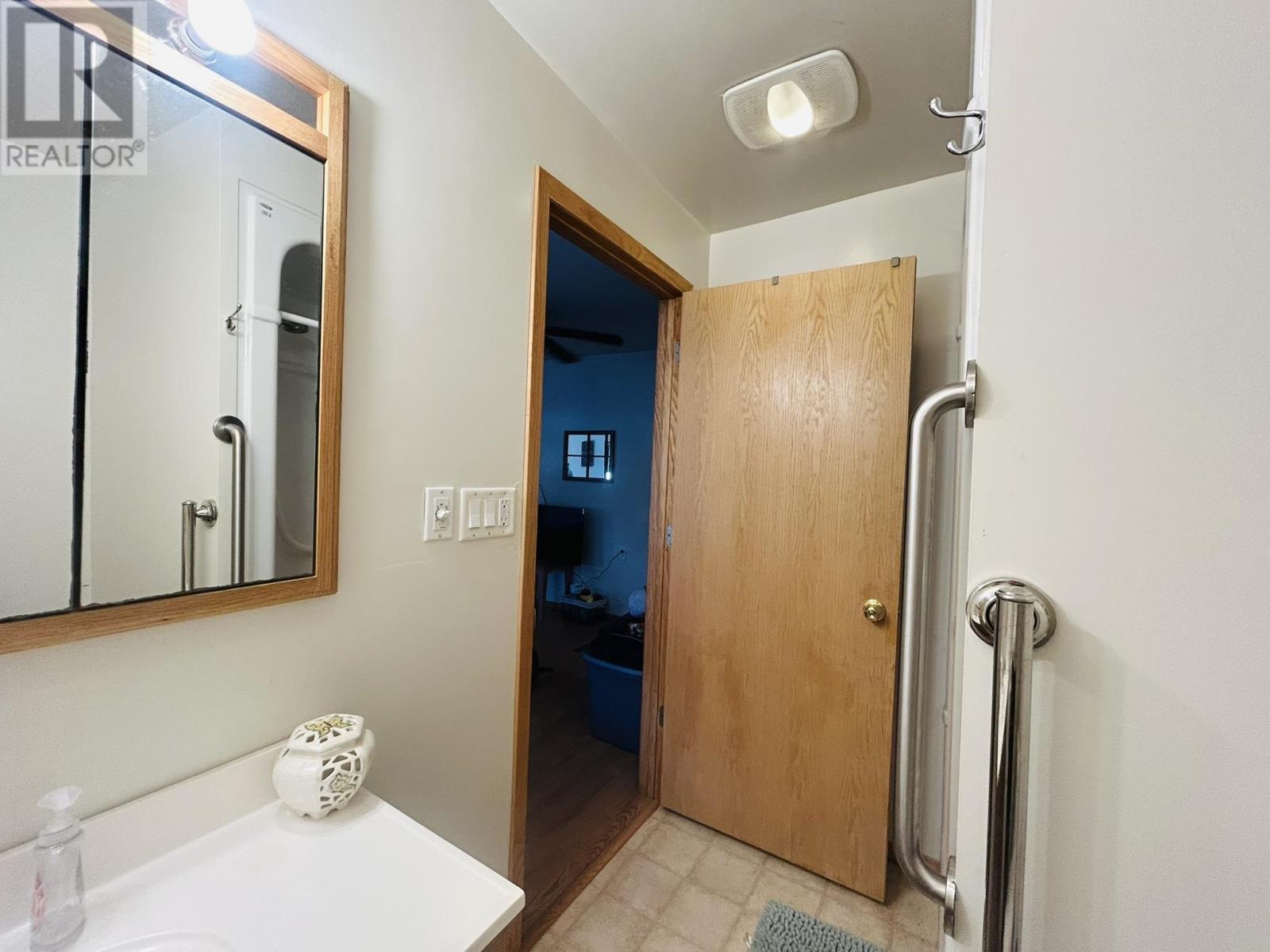 123 Burns St, Atikokan, Ontario  P0T 1C0 - Photo 26 - TB2600256