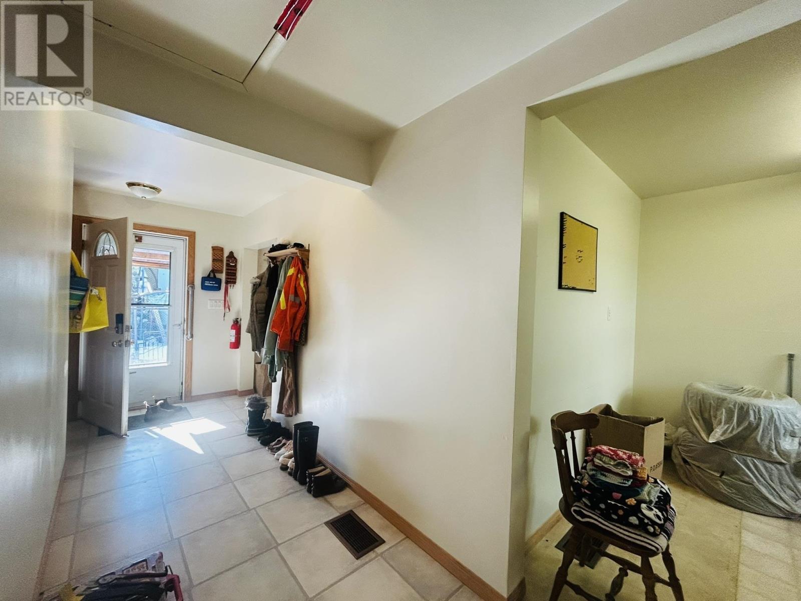 123 Burns St, Atikokan, Ontario  P0T 1C0 - Photo 7 - TB2600256