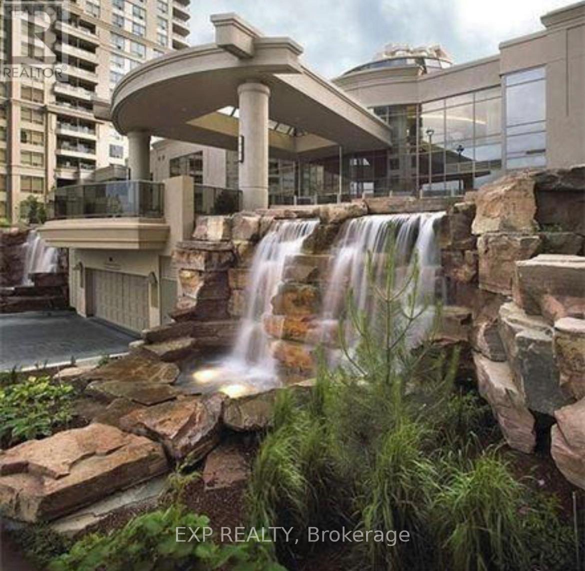 1229 - 3888 DUKE OF YORK BOULEVARD, Mississauga, Ontario