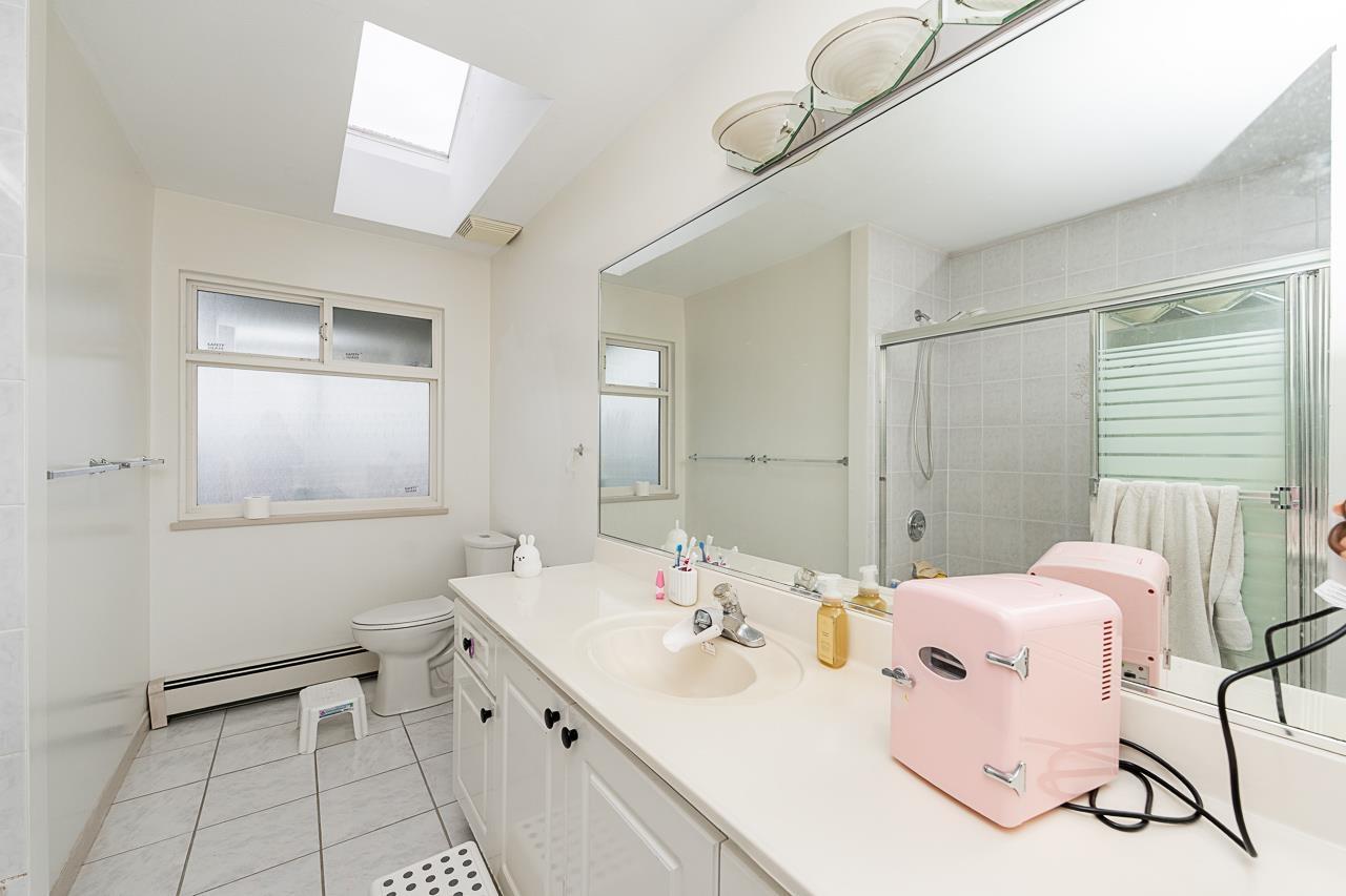 10132 156 Street, Surrey, British Columbia  V3R 4L5 - Photo 13 - R3092479