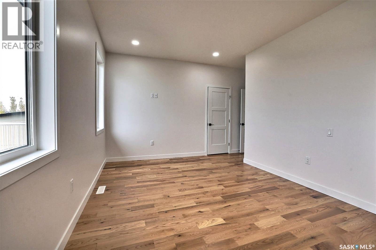 716 Emerald Park Road, Edenwold Rm No.158, Saskatchewan  S4L 0C4 - Photo 32 - SK028000