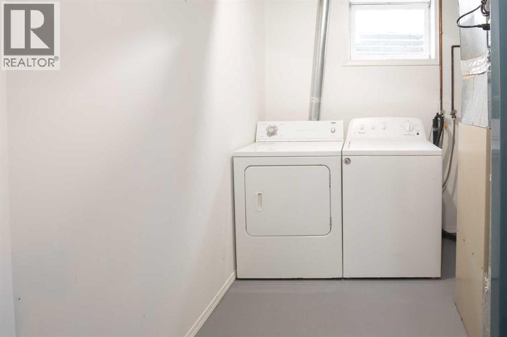 4108 53 Avenue, Innisfail, Alberta  T4G 1G2 - Photo 34 - A2287748