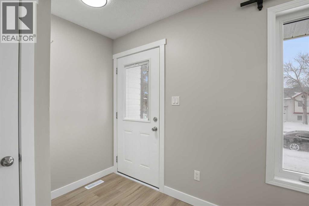 4108 53 Avenue, Innisfail, Alberta  T4G 1G2 - Photo 12 - A2287748