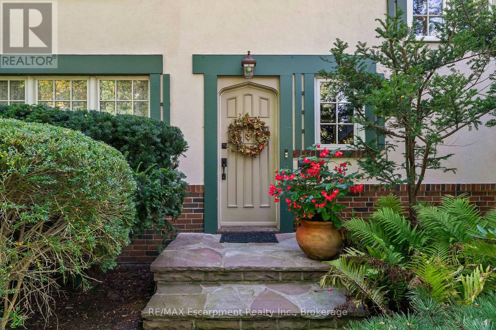 74 Howard Avenue, Oakville, Ontario  L6J 3Y5 - Photo 28 - W12812048