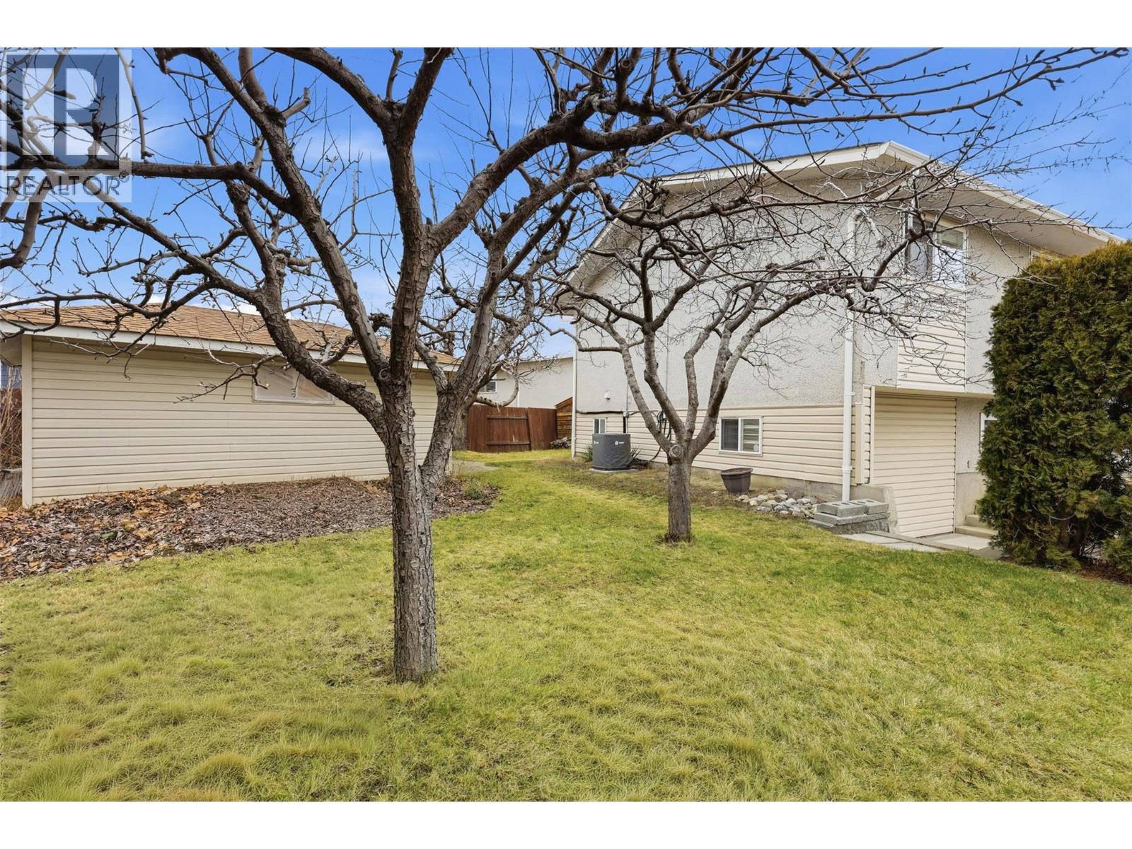 1119 Kemano Street, Kamloops, British Columbia  V2B 2T8 - Photo 47 - 10376456